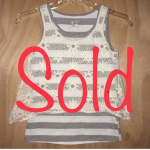 ❌sold at yard sale❌ Justice size 10 tank top.